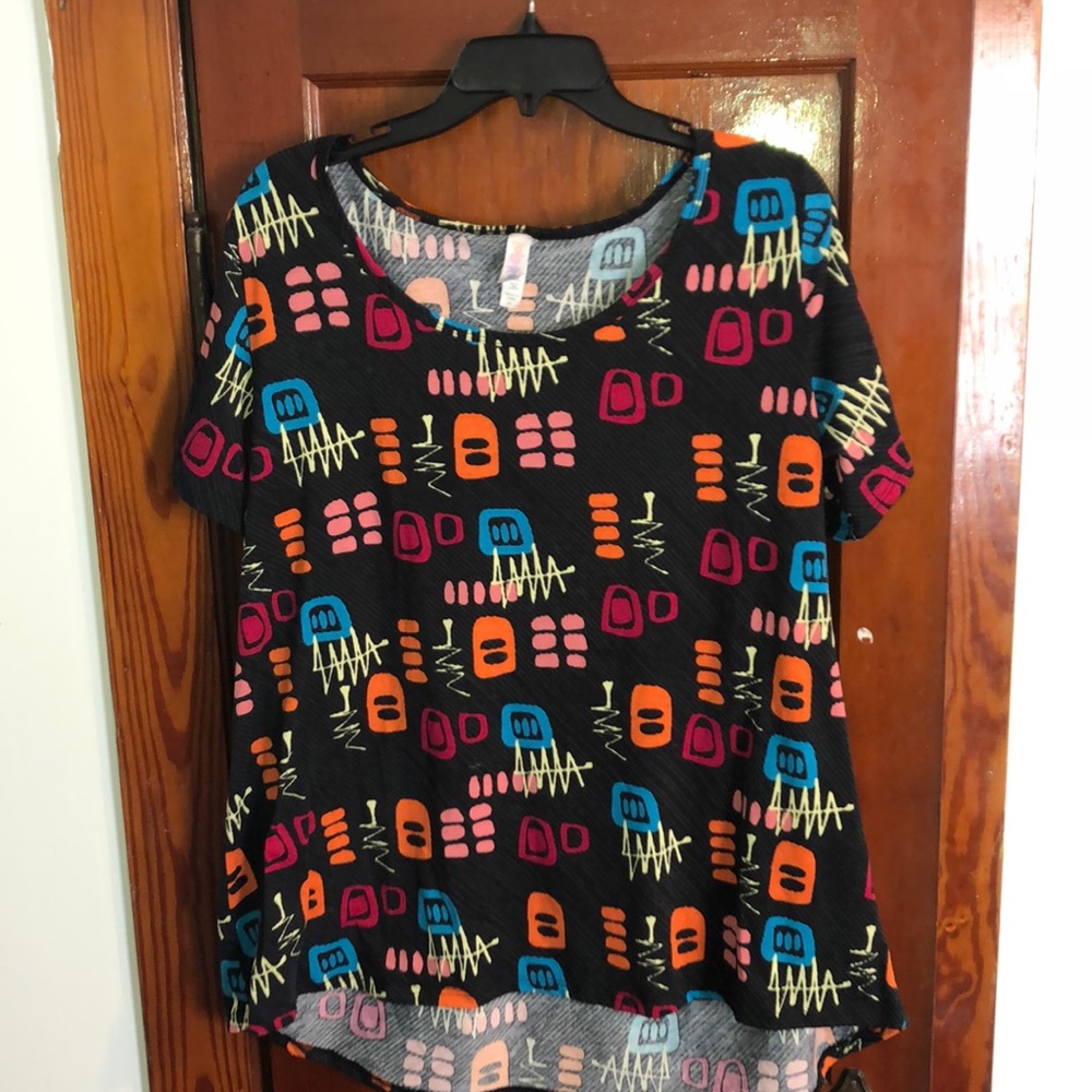 Lularoe t-shirt 2x classic t